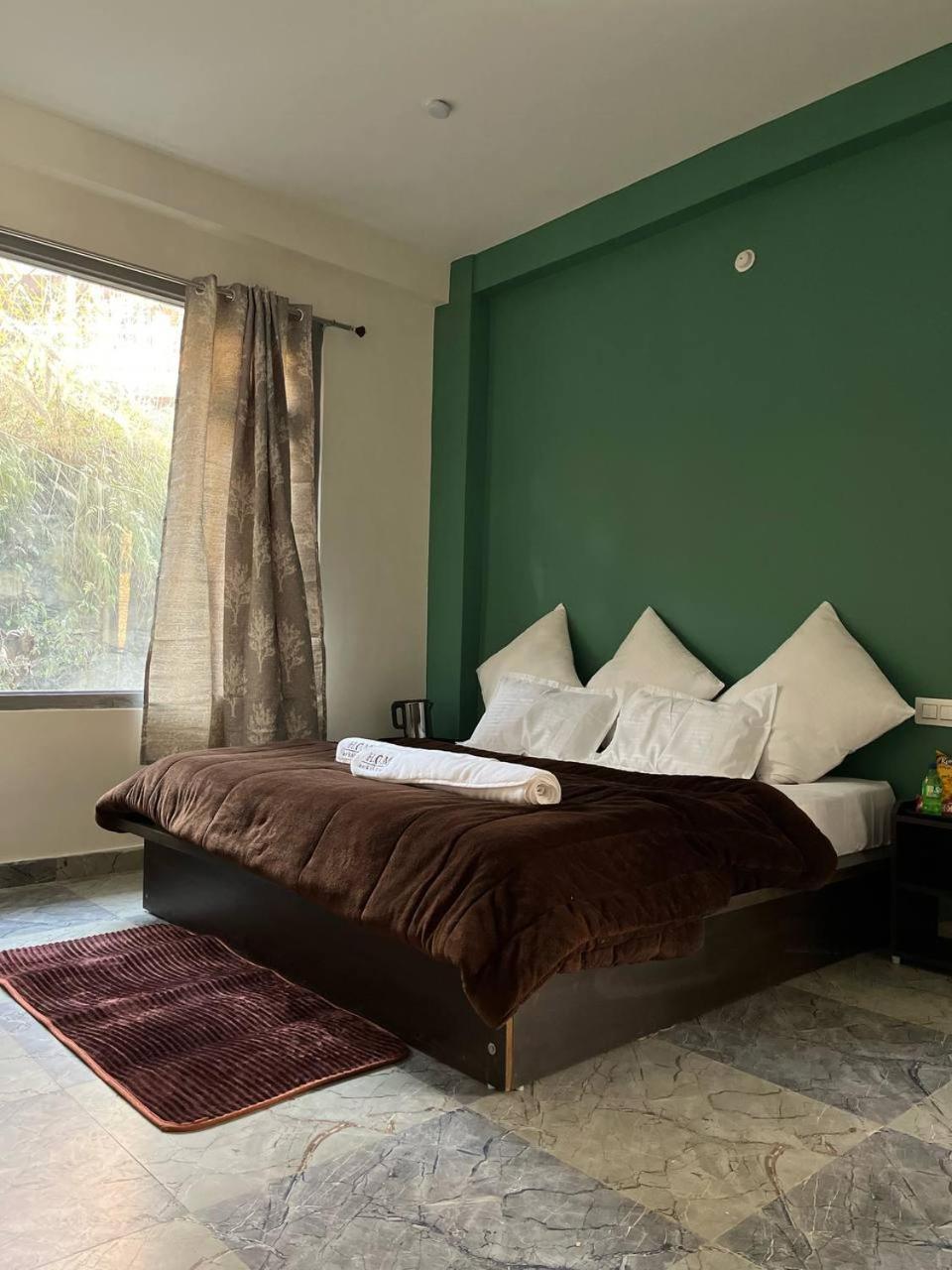 Hom House Of Mannmauji Riverside Kasol Extérieur photo