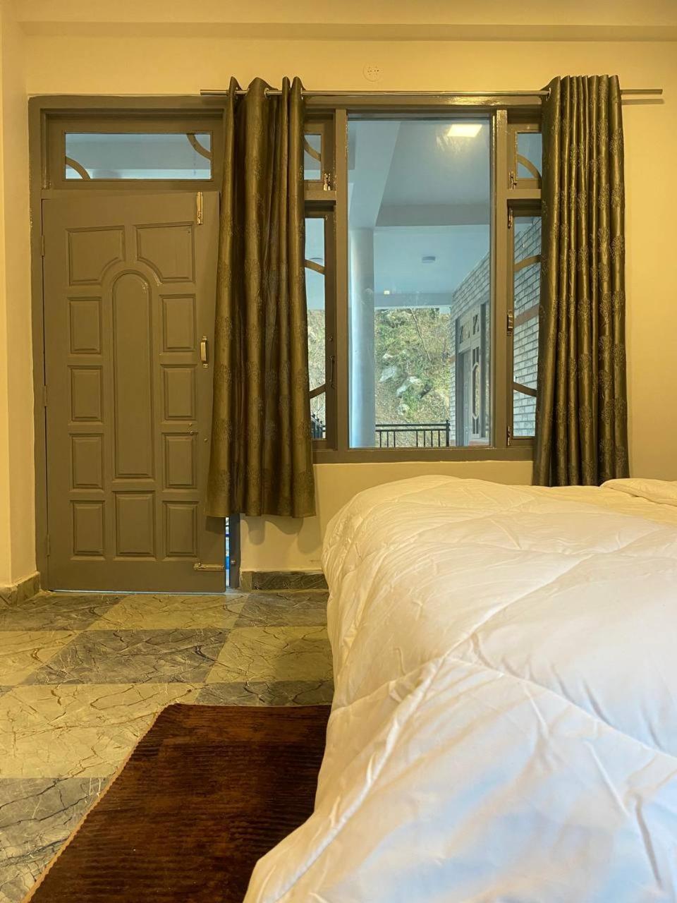 Hom House Of Mannmauji Riverside Kasol Extérieur photo